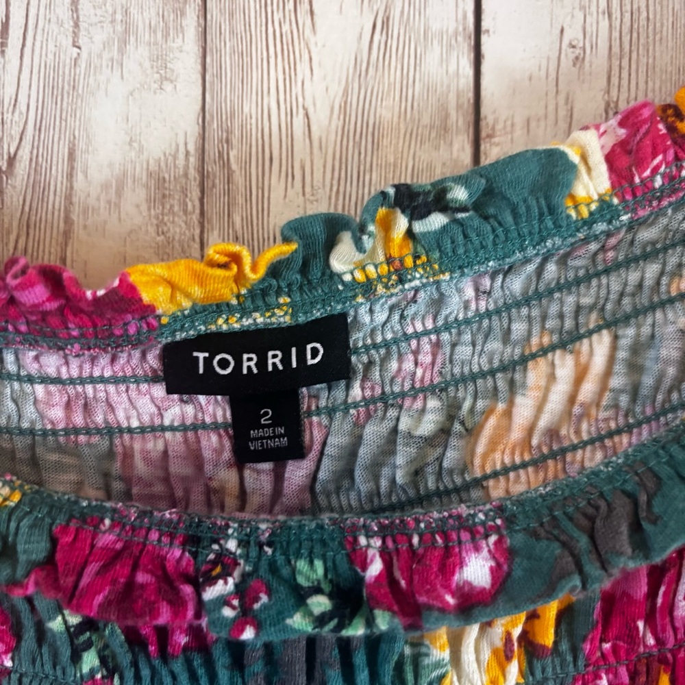 Torrid Floral Puff Sleeve Smocked Blouse - Picture 5 of 6